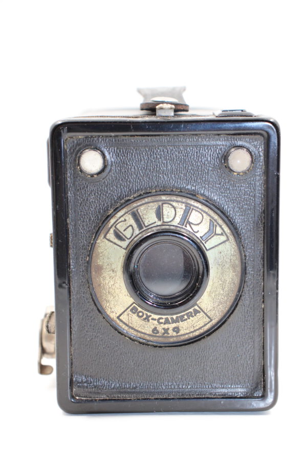 Glory Box – 1949